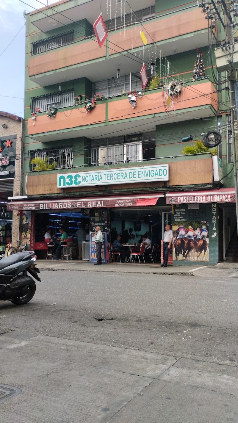 Notaría 3 de Medellín, Carrera 42 # 38 Sur – 45, Segundo Piso, Envigado