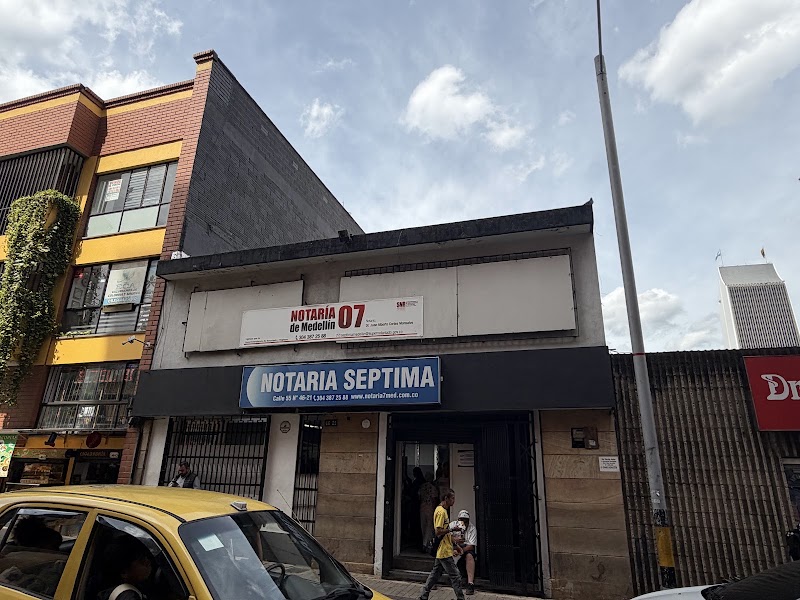 Notaría 7 de Medellín, barrio centro, Calle 55 # 46 – 21, cerca al Edificio Espejos